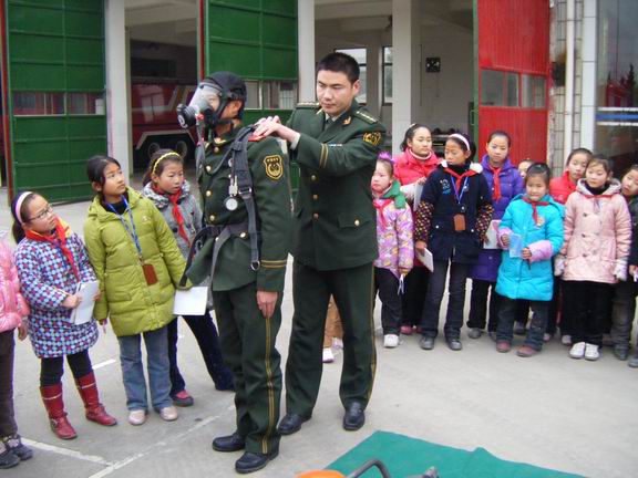 消防防烟面罩 焊接面罩