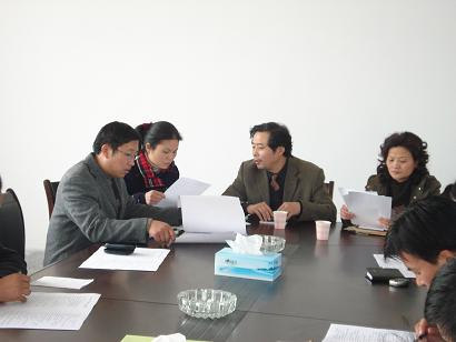 班主仼工作的中心环节_班主任职责_班主任一