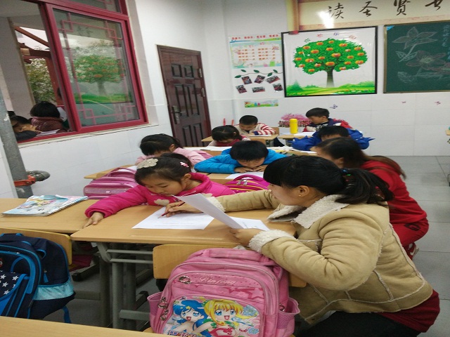 逍小金都让家长成为拼音过关测试员