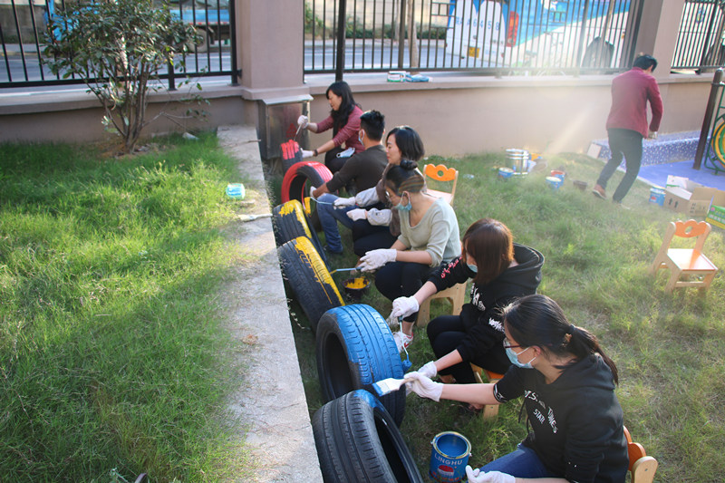 余姚路幼儿园户外运动展示活动