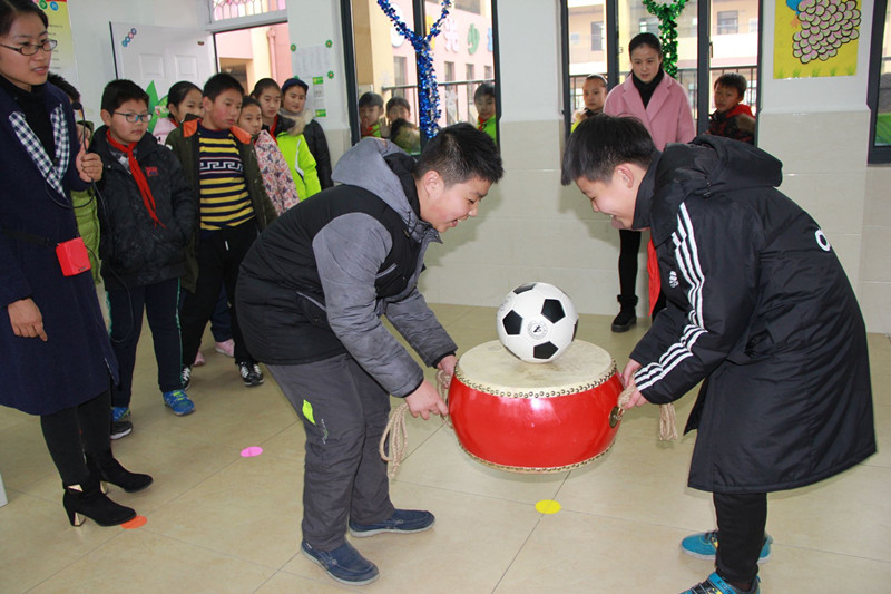 合肥市红星路小学北环阳光校区举办梦幻童年