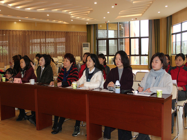 宿幼森林城幼:开展保育员我的保育故事演讲比