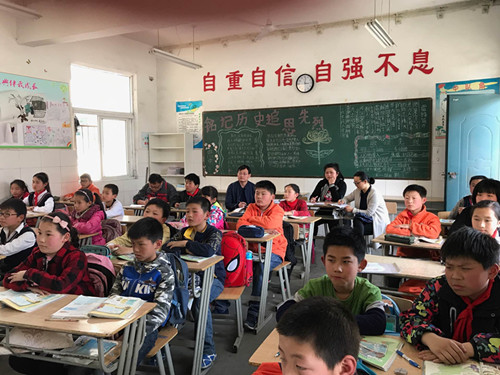 四河小学英语教研组为一师一优课录像课比赛