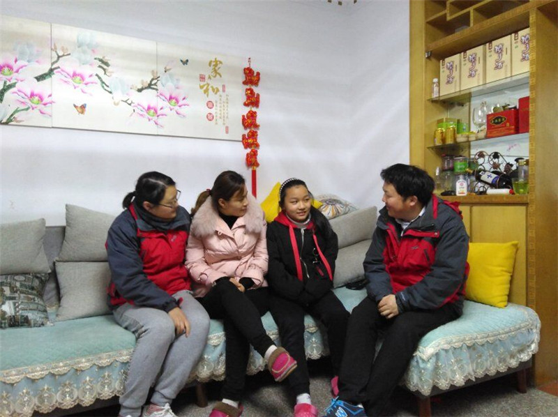 四河 :四河家访进行时,家校共建彩虹桥