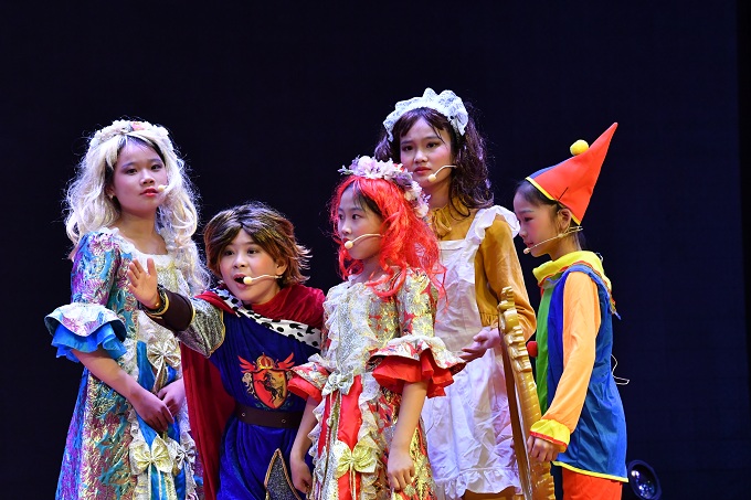 逍小课本剧进行全国校园文化艺术节展演录制